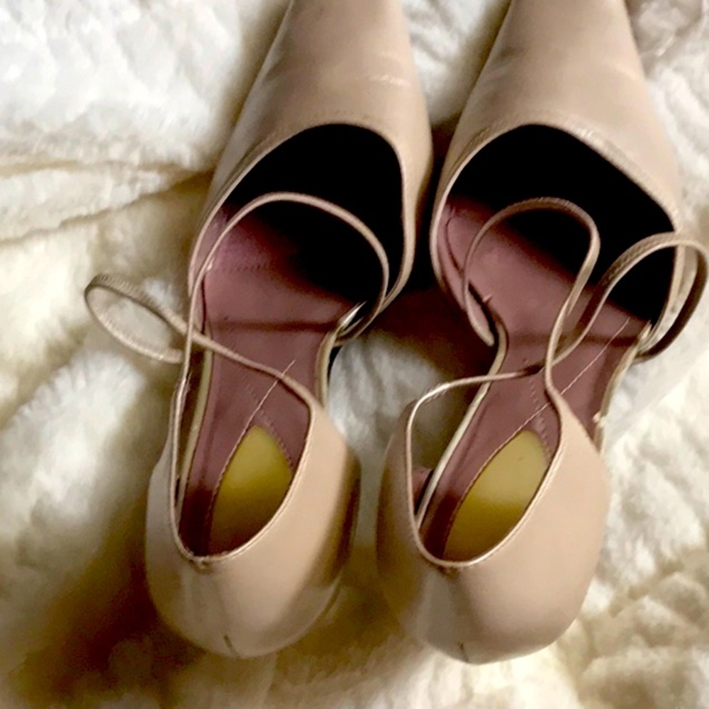Liz Claiborne Blush Pink Heels